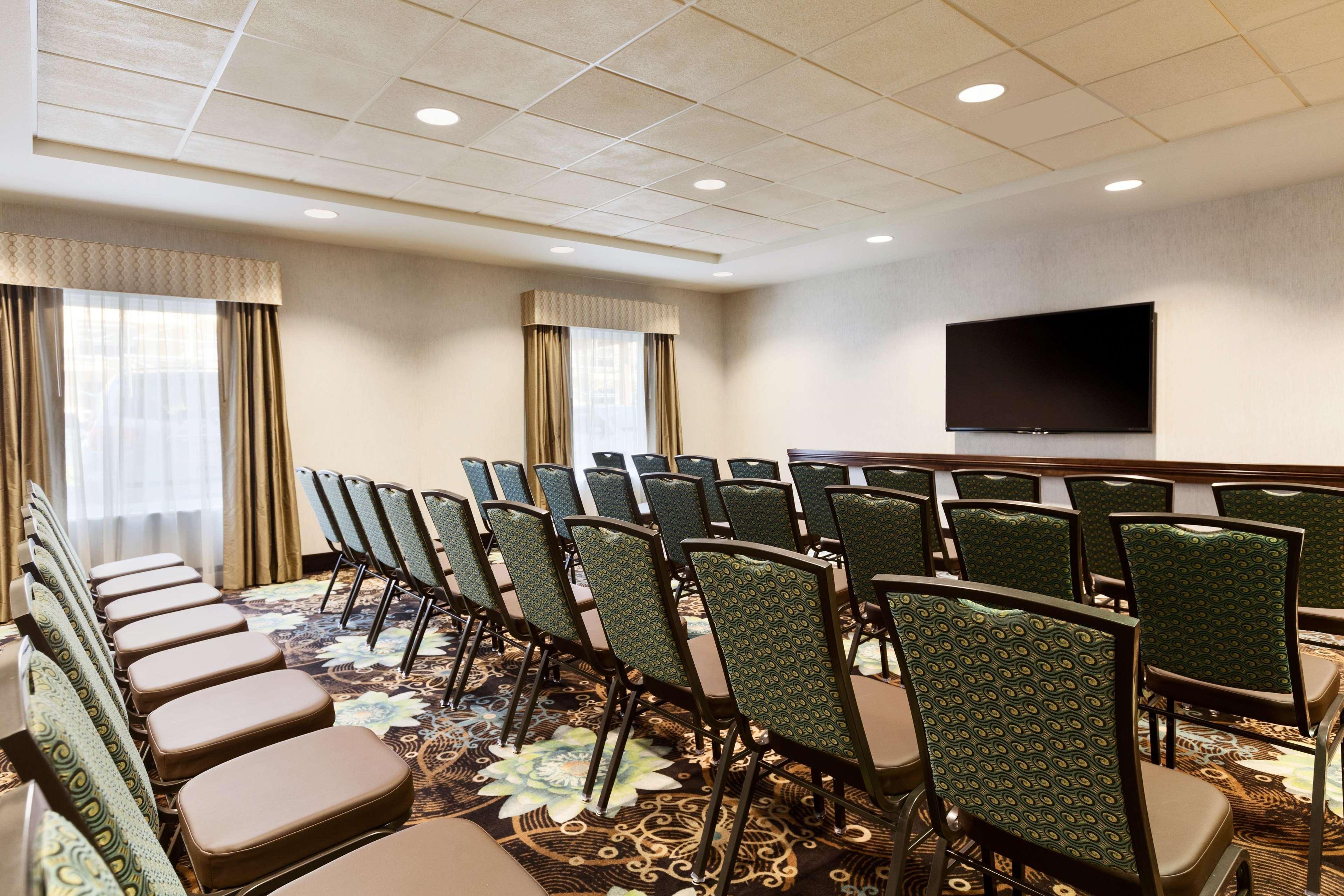 Hampton Inn & Suites Portland/Hillsboro-Evergreen Park Eksteriør billede