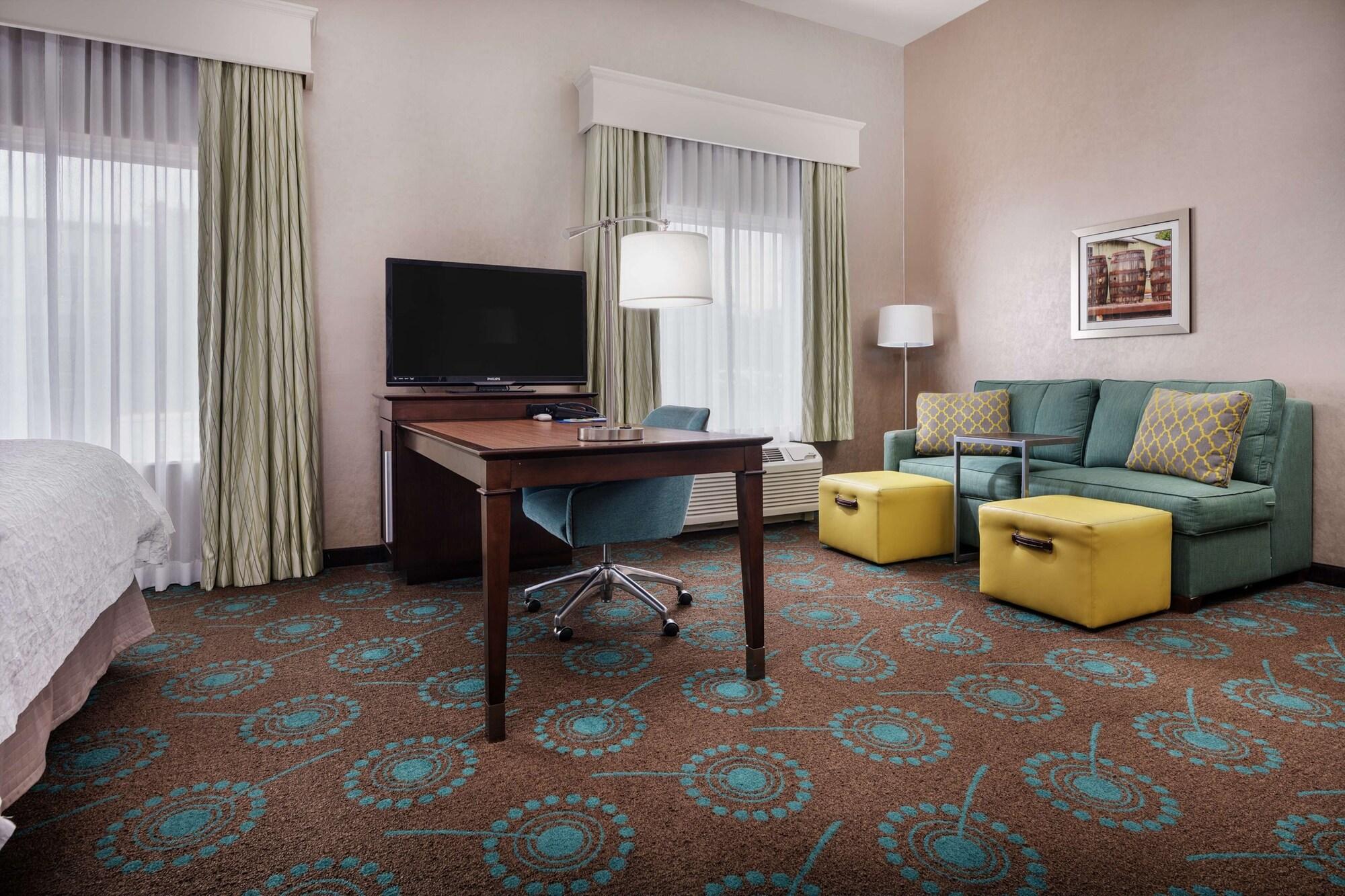Hampton Inn & Suites Portland/Hillsboro-Evergreen Park Eksteriør billede