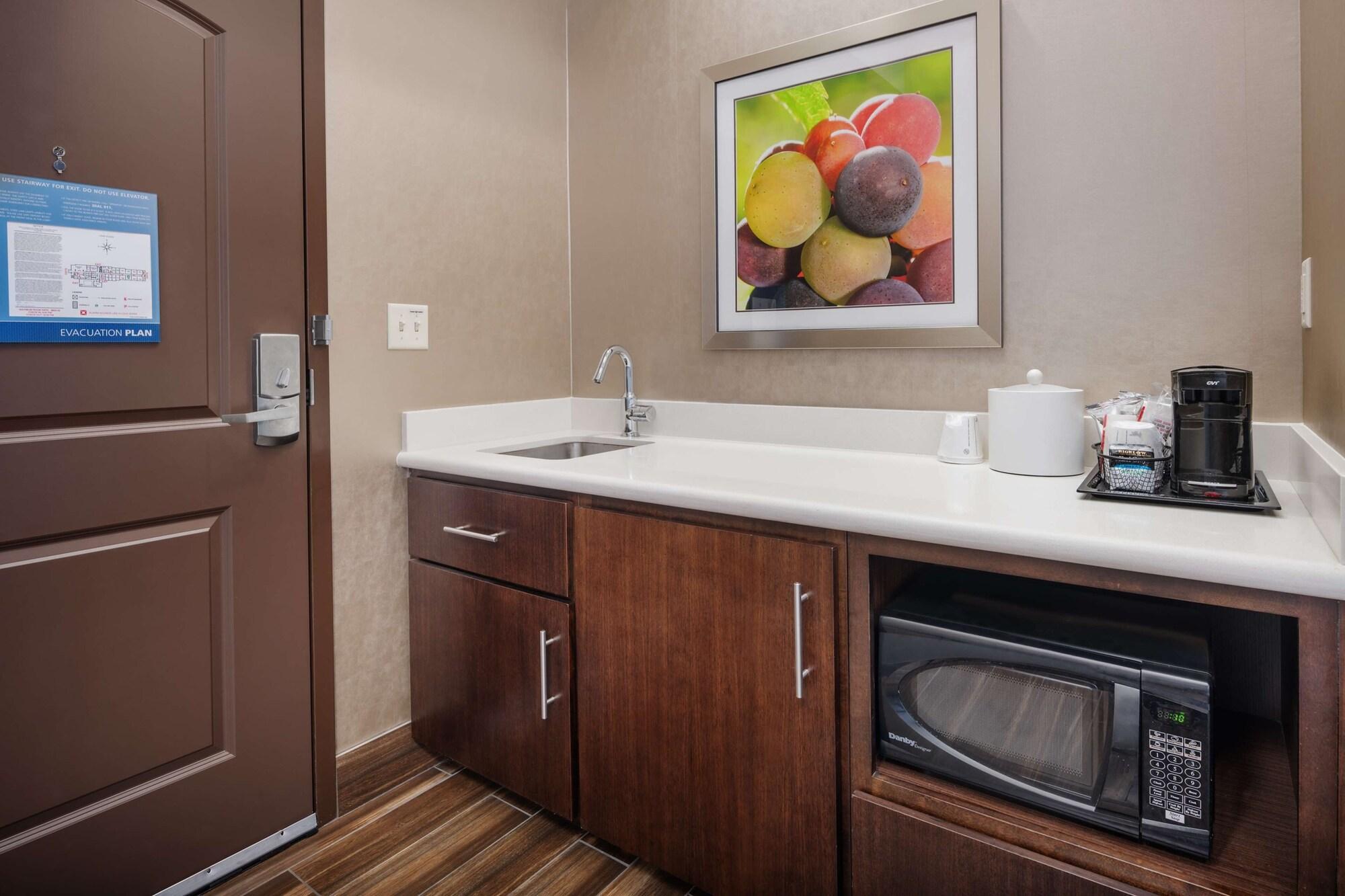 Hampton Inn & Suites Portland/Hillsboro-Evergreen Park Eksteriør billede