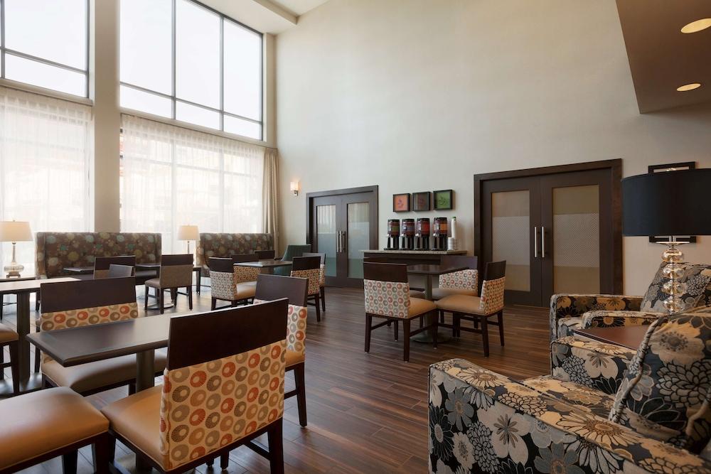 Hampton Inn & Suites Portland/Hillsboro-Evergreen Park Eksteriør billede