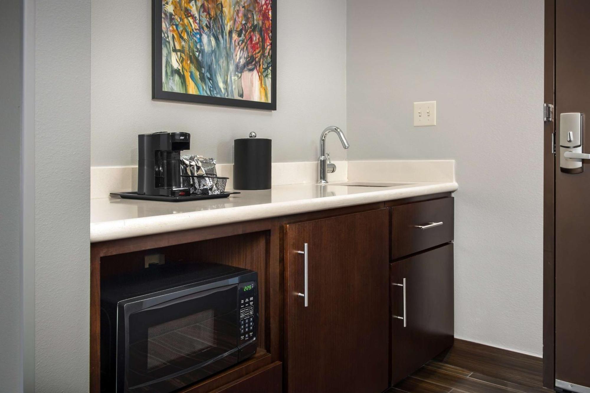 Hampton Inn & Suites Portland/Hillsboro-Evergreen Park Eksteriør billede