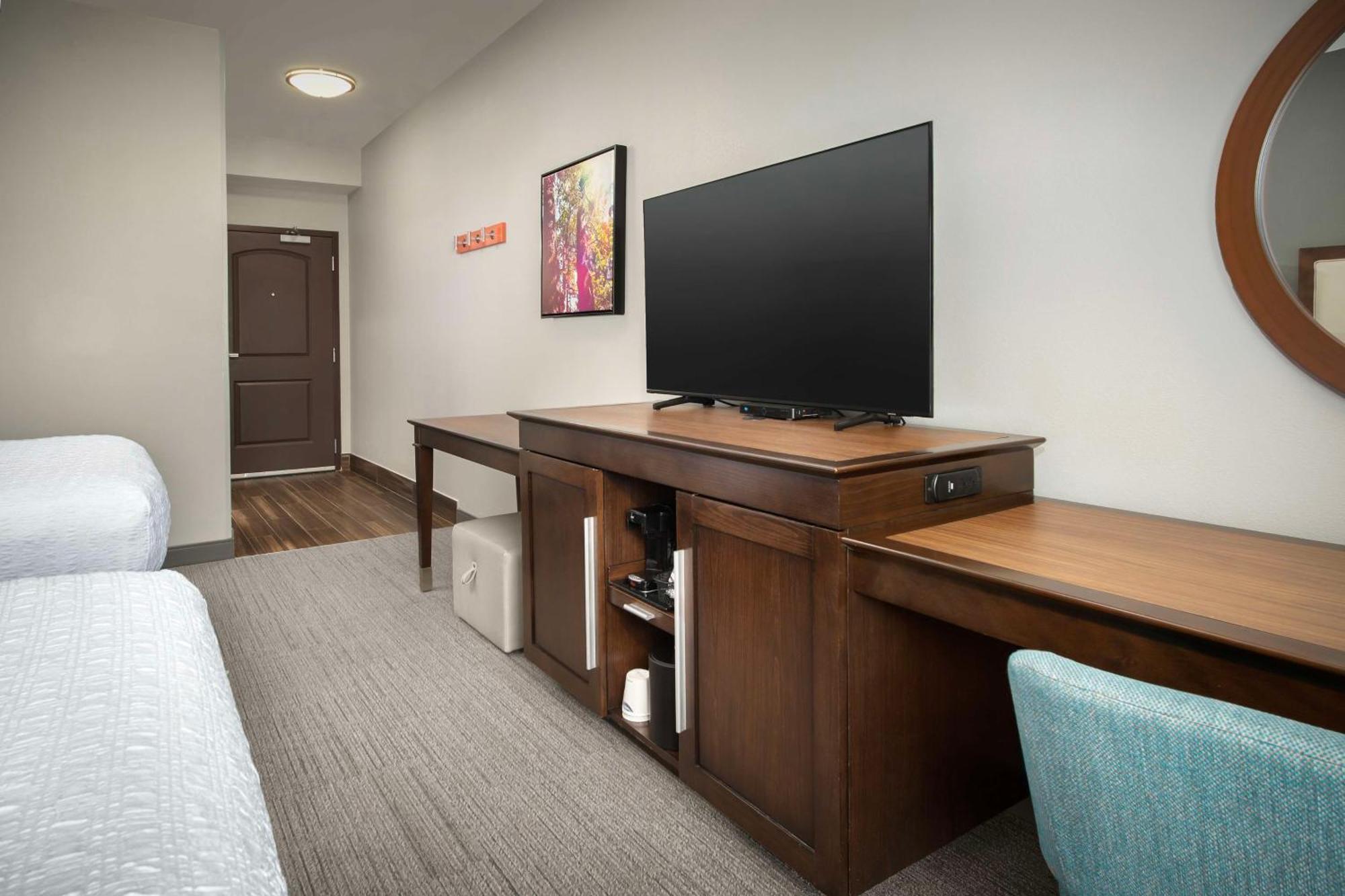 Hampton Inn & Suites Portland/Hillsboro-Evergreen Park Eksteriør billede