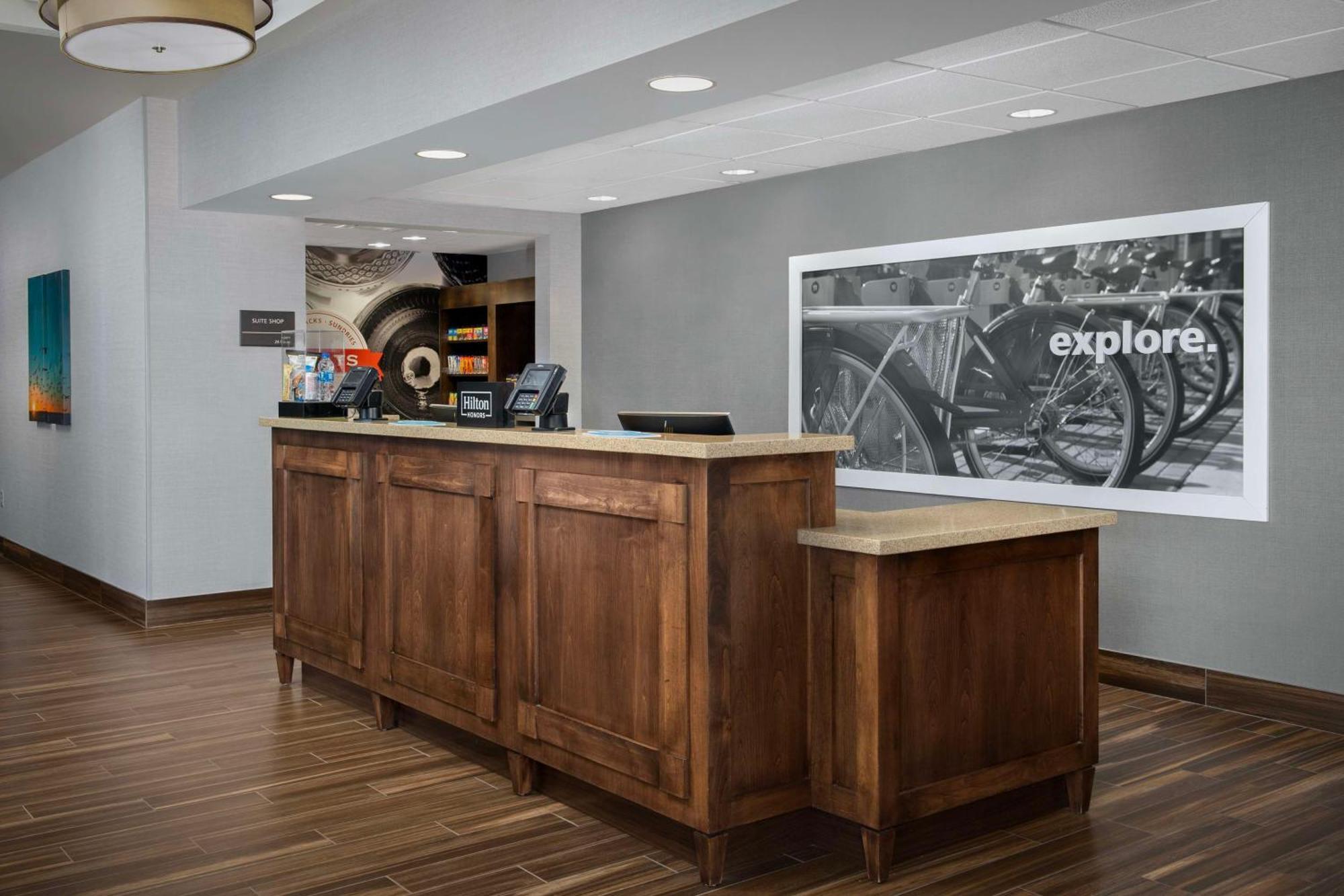 Hampton Inn & Suites Portland/Hillsboro-Evergreen Park Eksteriør billede